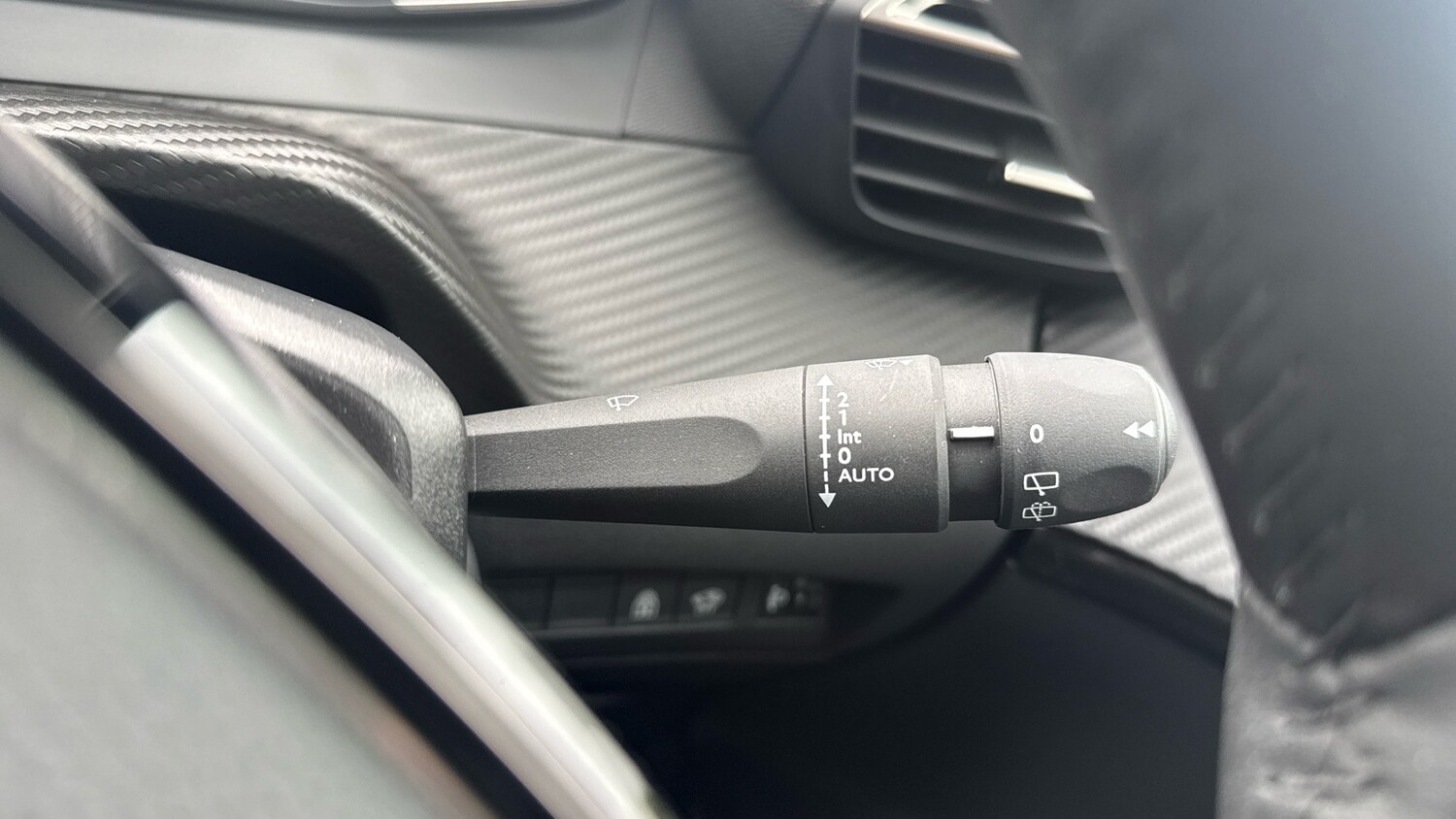 Used Peugeot 208 2024 for sale - 75811527: Photo 28