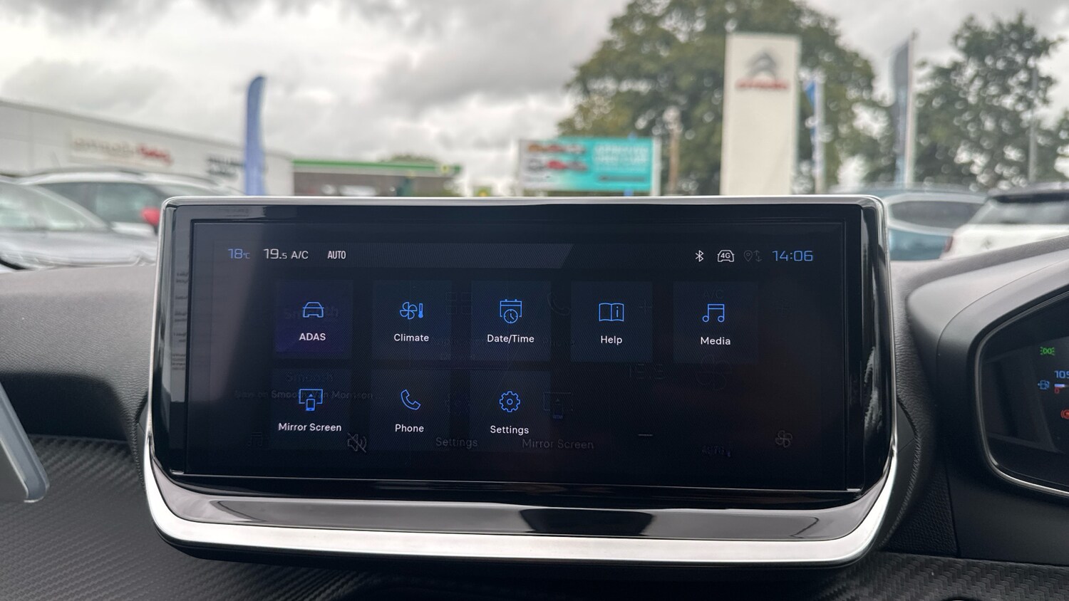 Used Peugeot 208 2024 for sale - 75811527: Photo 31