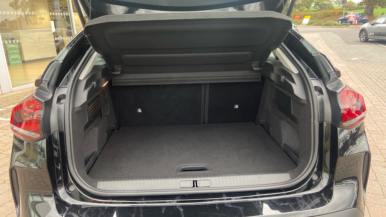 Used Citroen C4 2023 for sale - 76285229: Photo 19