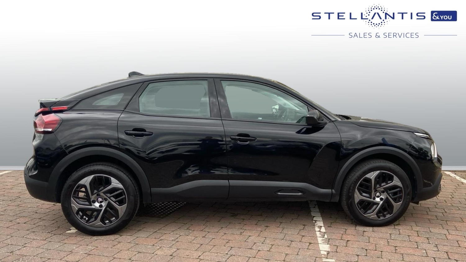 Used Citroen C4 2023 for sale - 76285229: Photo 2