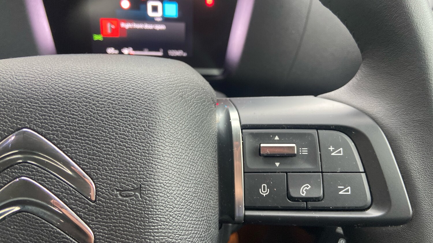 Used Citroen C4 2023 for sale - 76285229: Photo 24