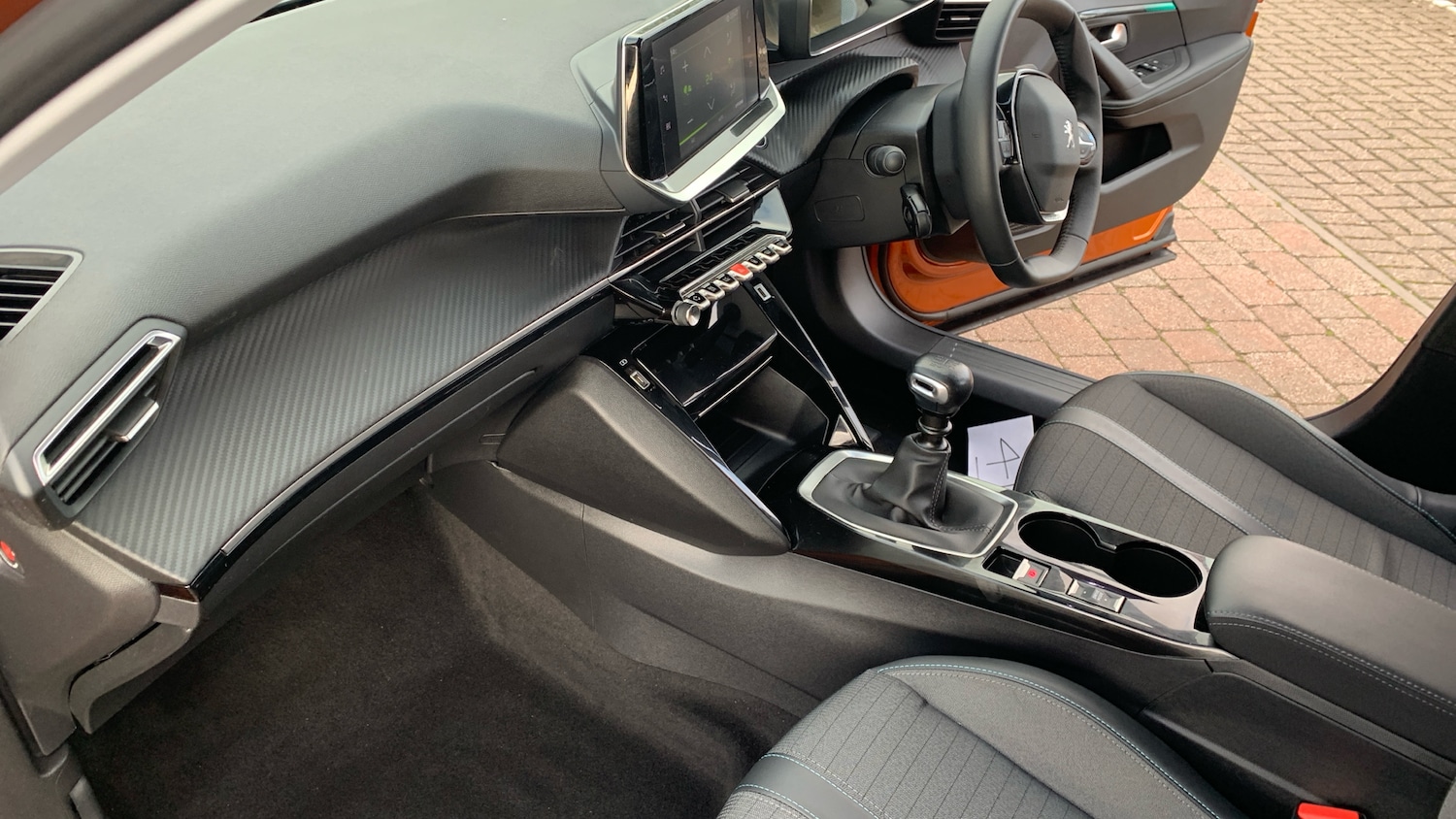 Used Peugeot 2008 2022 for sale - 76372204: Photo 11