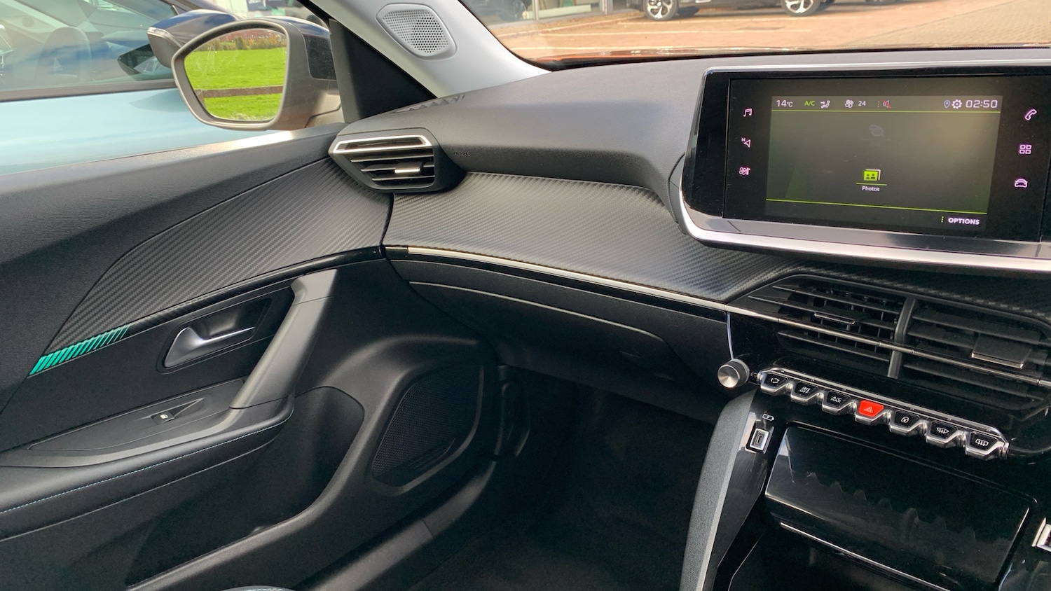 Used Peugeot 2008 2022 for sale - 76372204: Photo 12