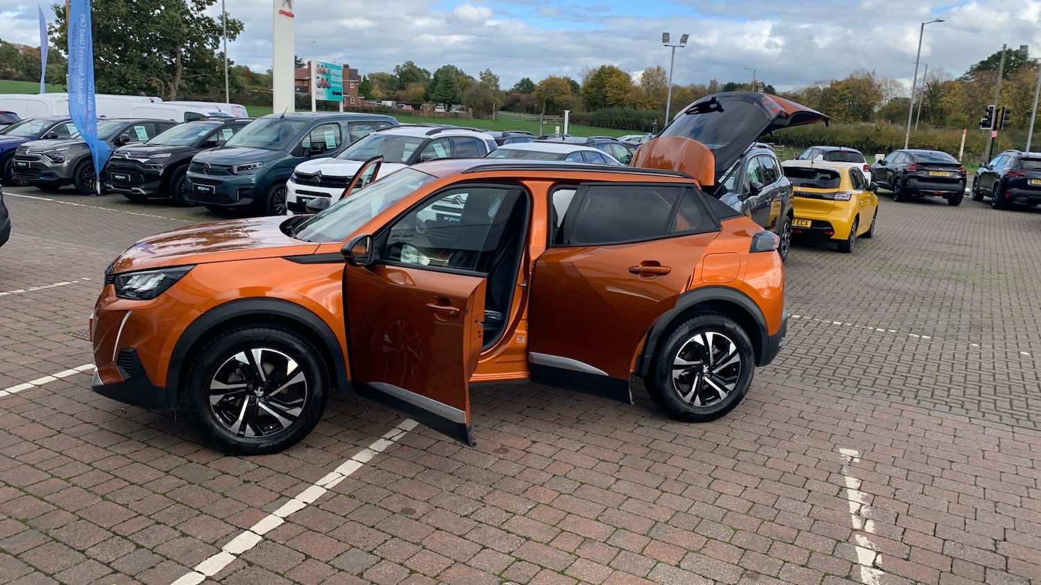 Used Peugeot 2008 2022 for sale - 76372204: Photo 29