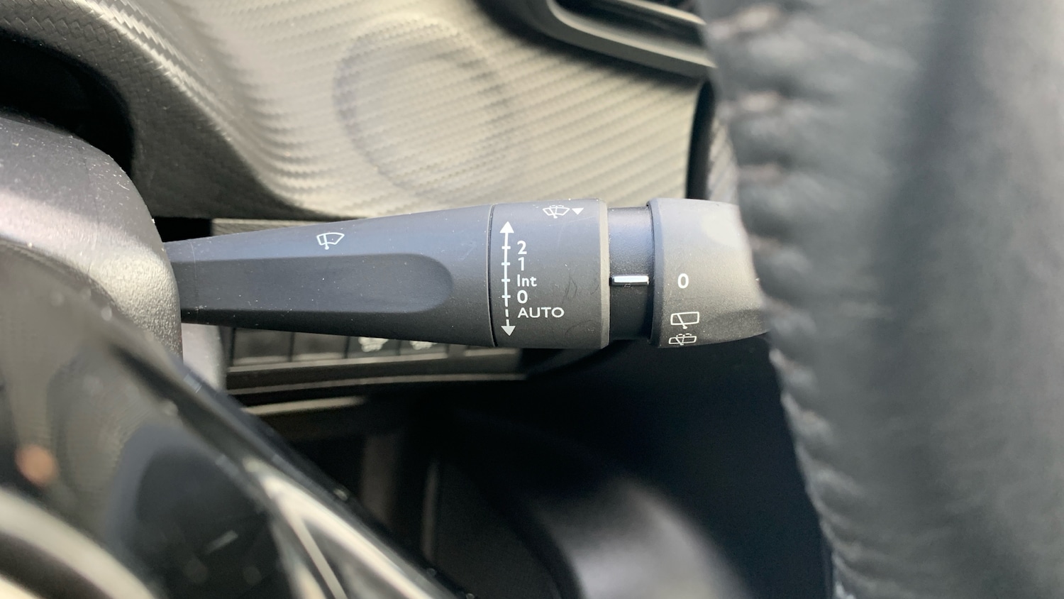 Used Peugeot 2008 2022 for sale - 76372204: Photo 44