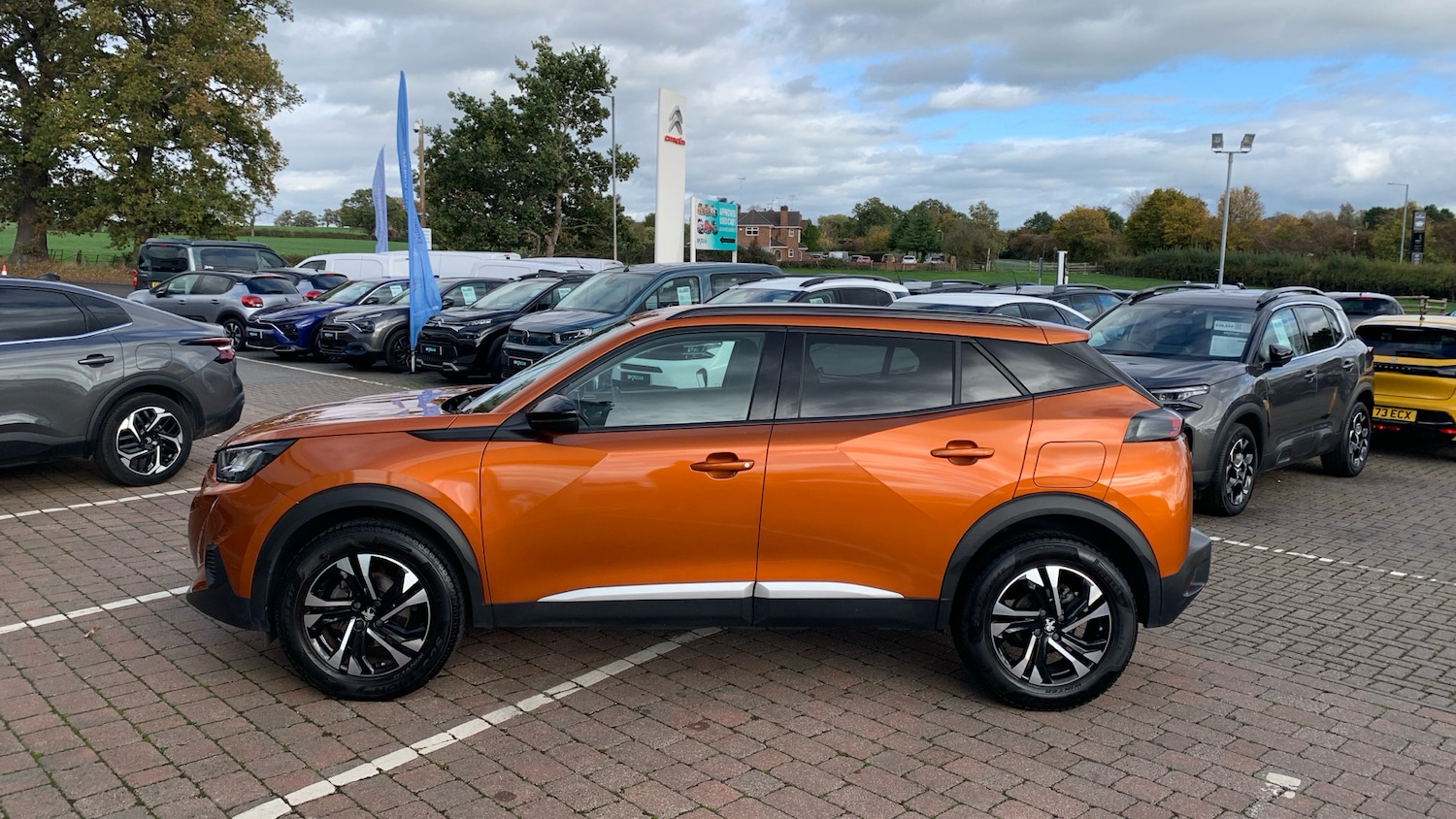 Used Peugeot 2008 2022 for sale - 76372204: Photo 6