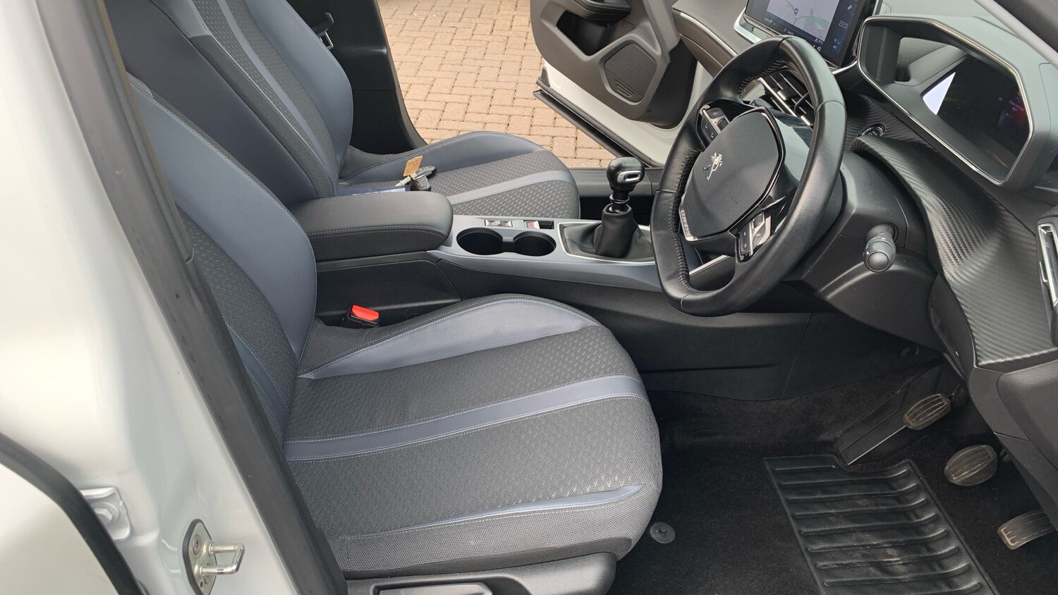 Used Peugeot 2008 2021 for sale - 76308006: Photo 18