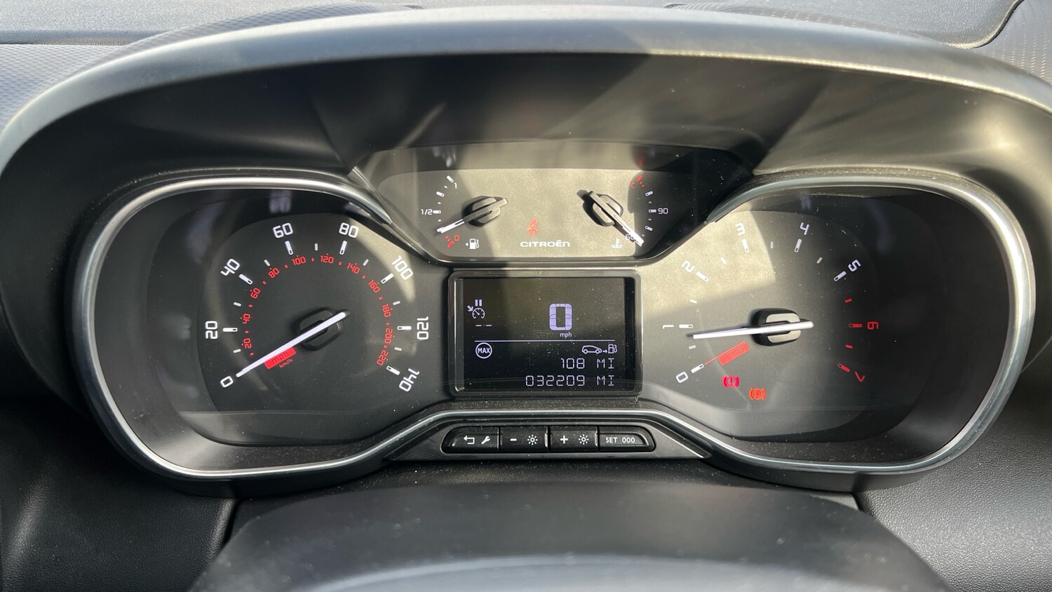 Used Citroen C3 Aircross 2020 for sale - 77497980: Photo 13