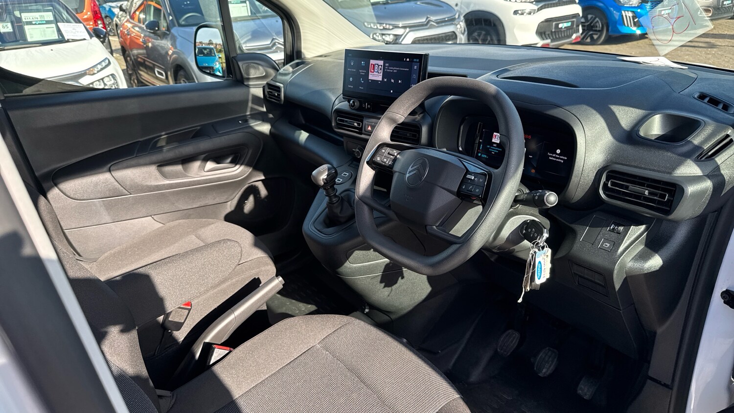 Used Citroen Berlingo 2024 for sale - 76474369: Photo 11