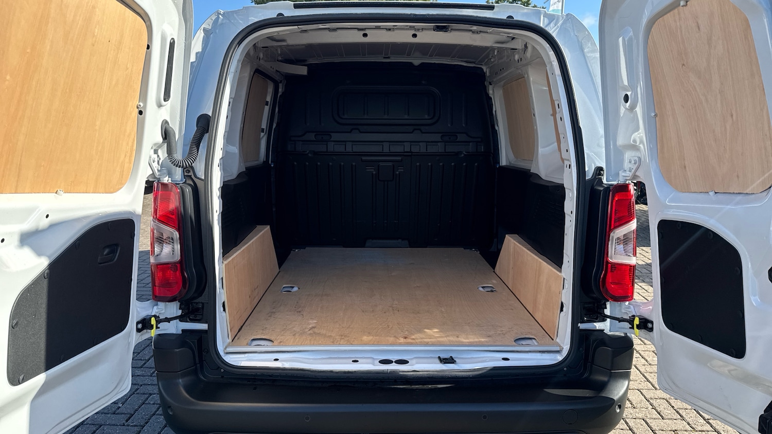 Used Citroen Berlingo 2024 for sale - 76474369: Photo 19