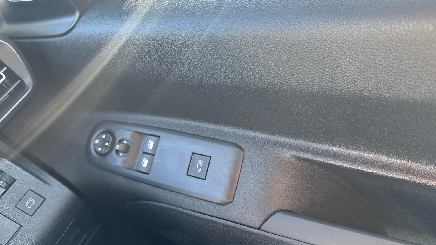 Used Citroen Berlingo 2024 for sale - 76474369: Photo 22