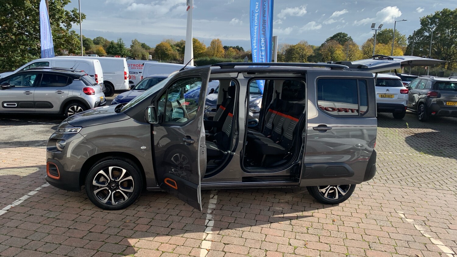 Used Citroen Berlingo 2022 for sale - 76308002: Photo 29