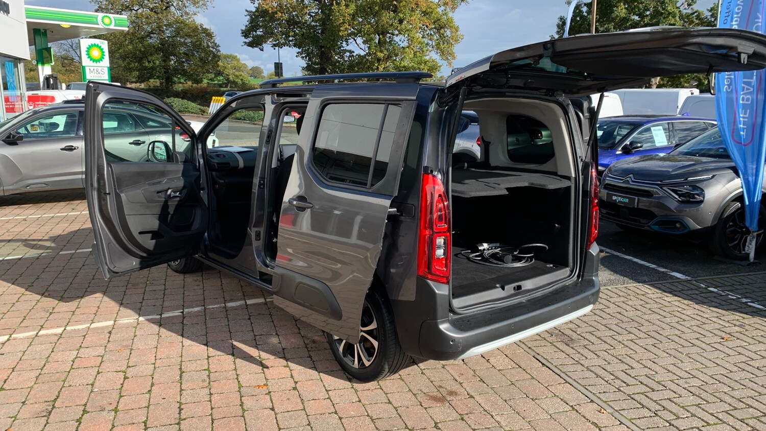 Used Citroen Berlingo 2022 for sale - 76308002: Photo 30