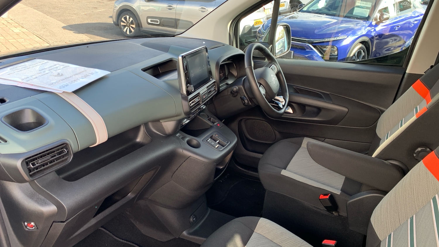 Used Citroen Berlingo 2022 for sale - 76308002: Photo 4