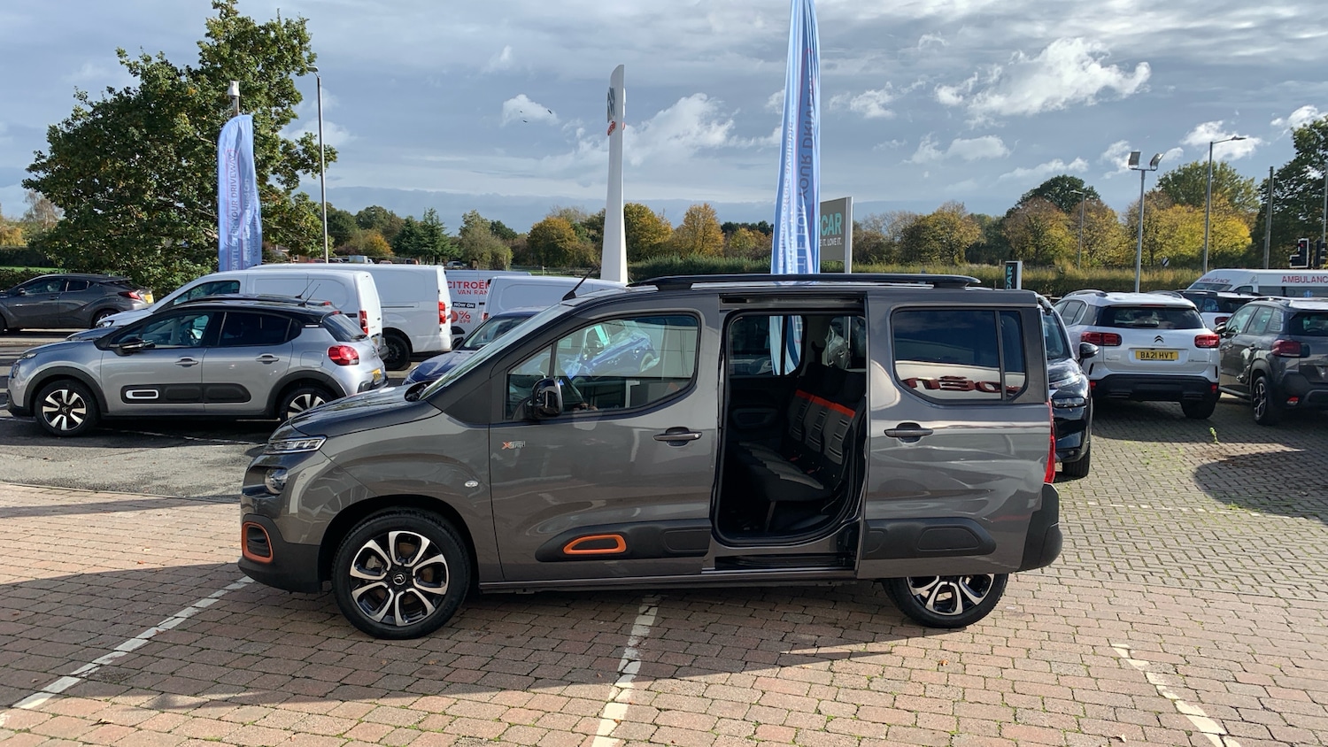 Used Citroen Berlingo 2022 for sale - 76308002: Photo 6