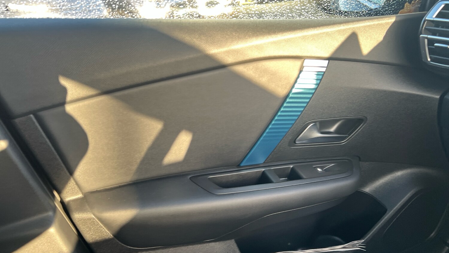 Used Citroen C4 2023 for sale - 76772584: Photo 38