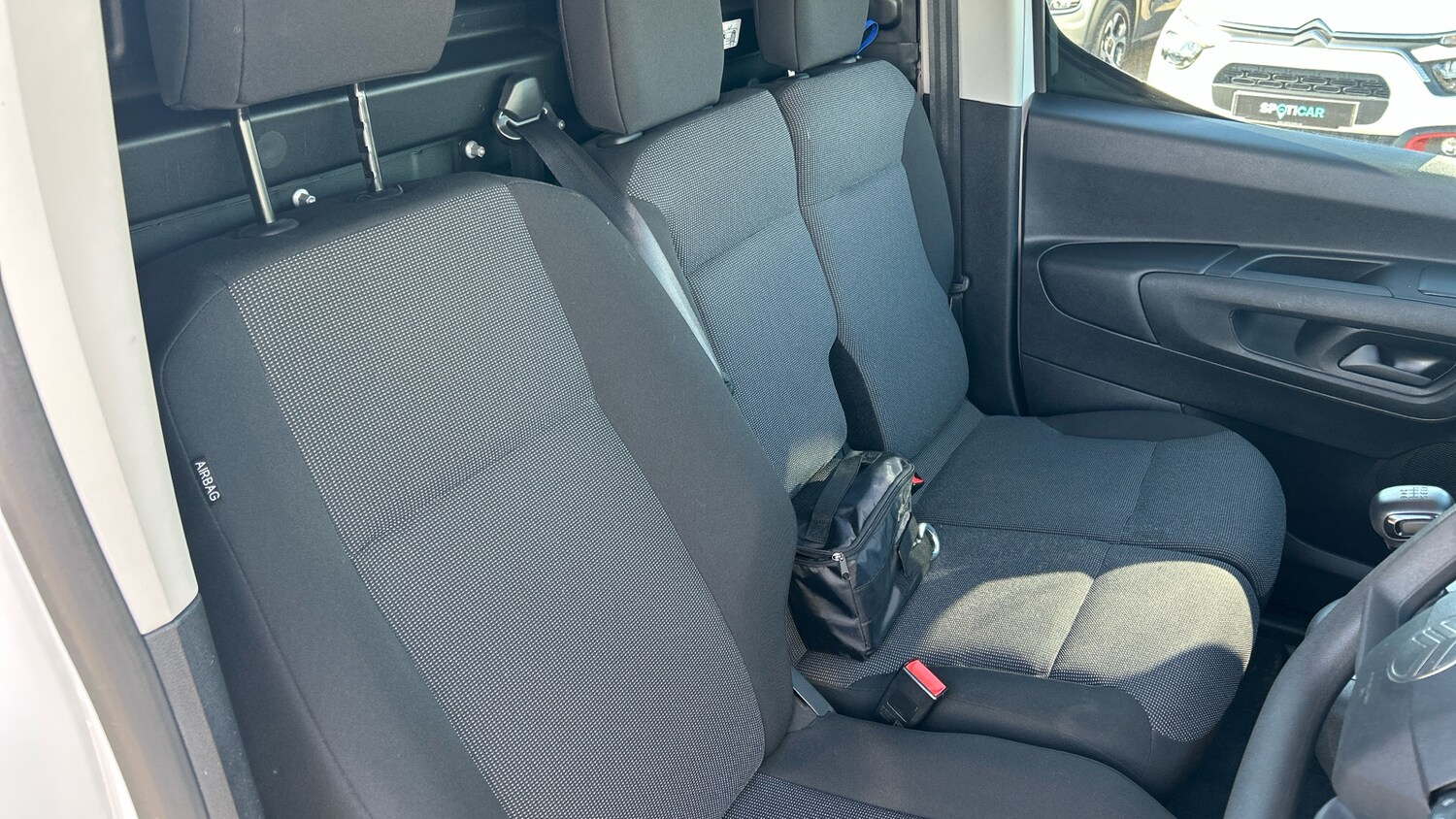 Used Citroen Berlingo 2024 for sale - 76154048: Photo 25