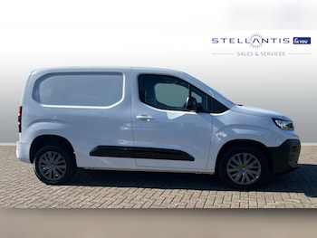 Used Citroen Berlingo 2024 for sale - 76154048: Photo