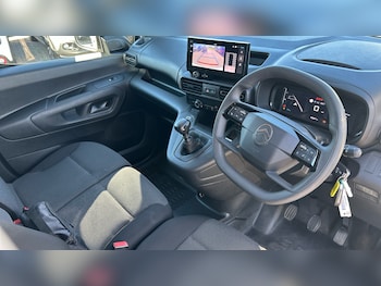 Used Citroen Berlingo 2024 for sale - 76154048: Photo