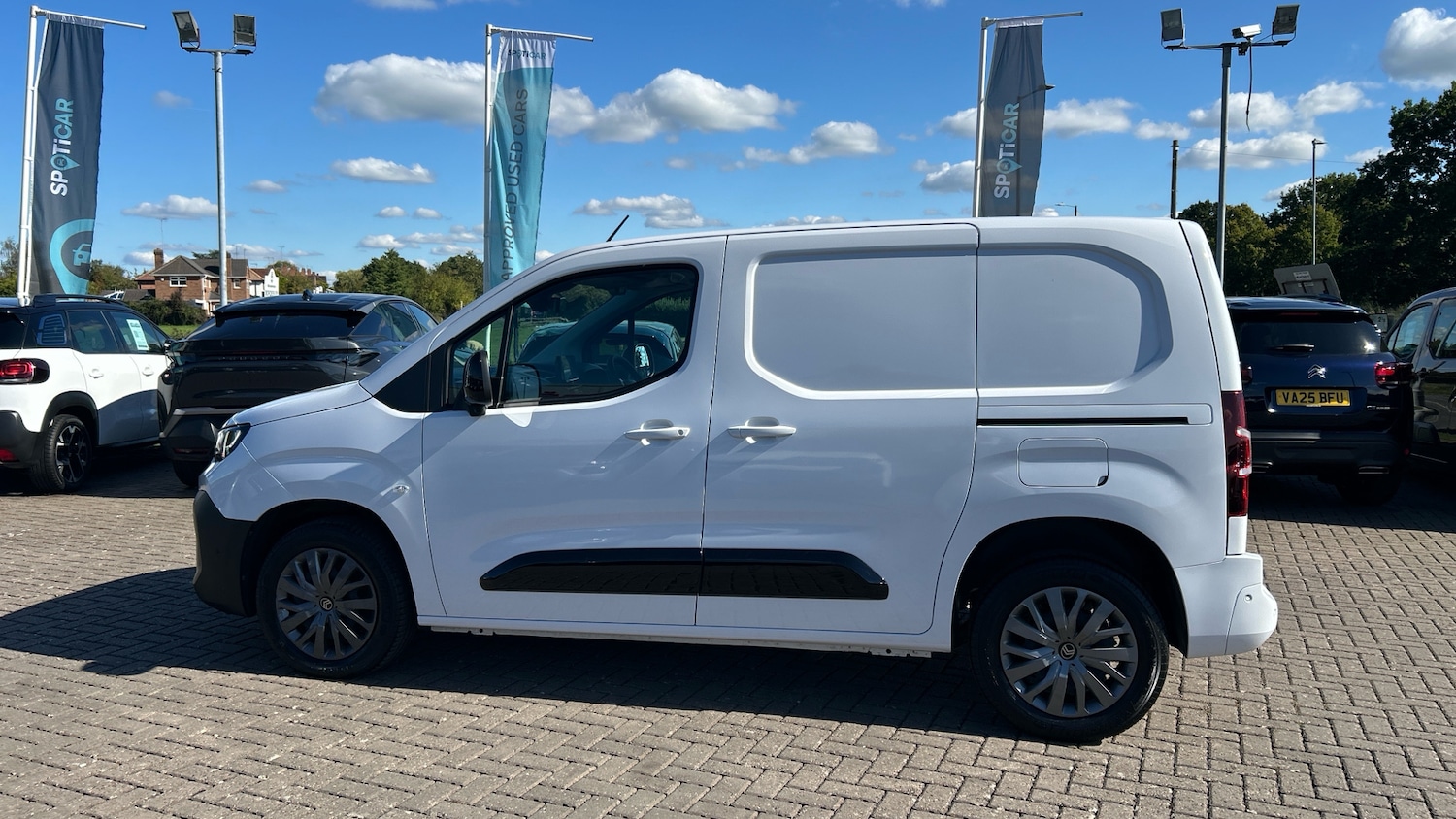 Used Citroen Berlingo 2024 for sale - 76154048: Photo 6