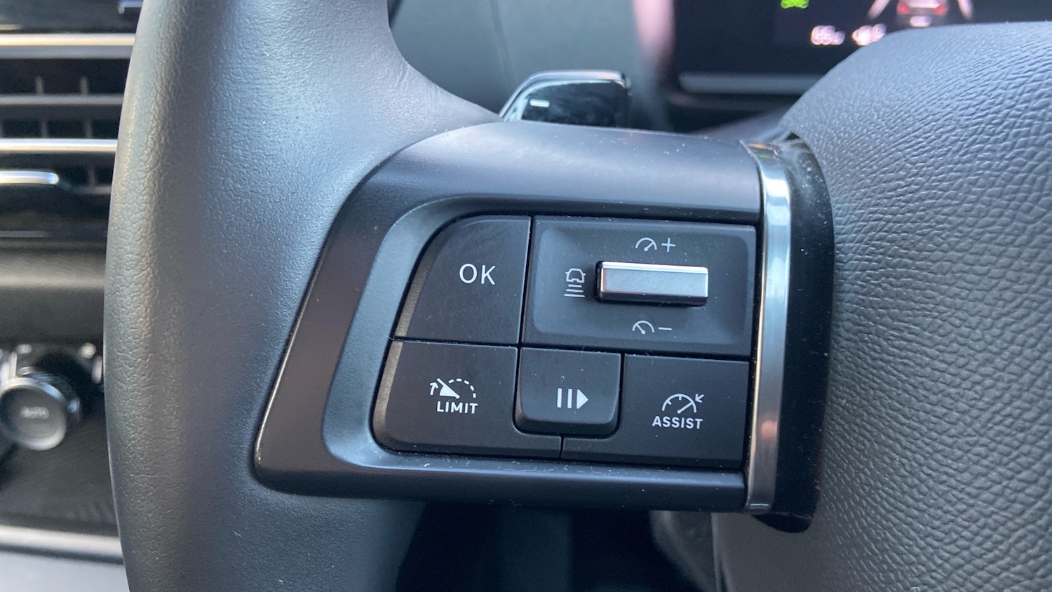 Used Citroen C4 2024 for sale - 76574251: Photo 23