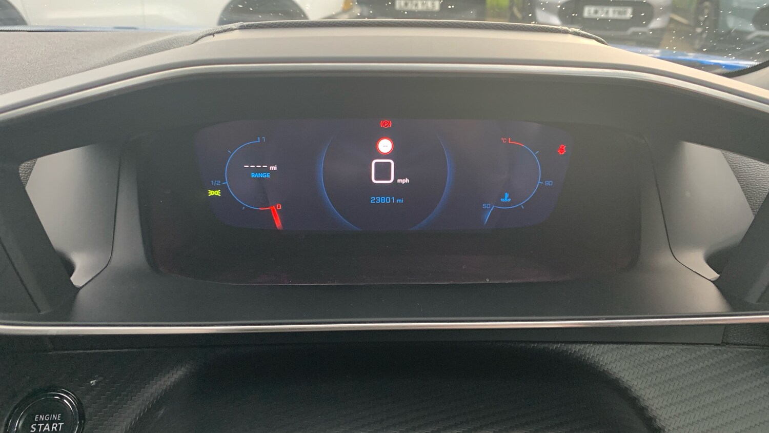 Used Peugeot 2008 2022 for sale - 76419733: Photo 13