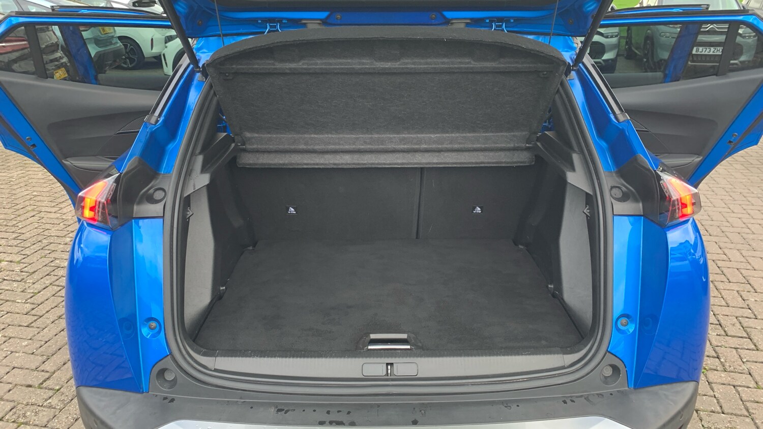 Used Peugeot 2008 2022 for sale - 76419733: Photo 18