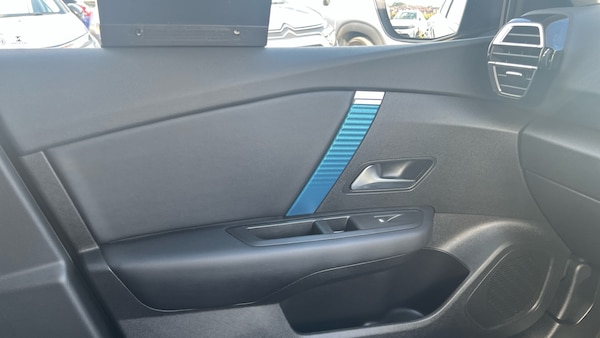 Used Citroen C4 2023 for sale - 76073710: Photo 37