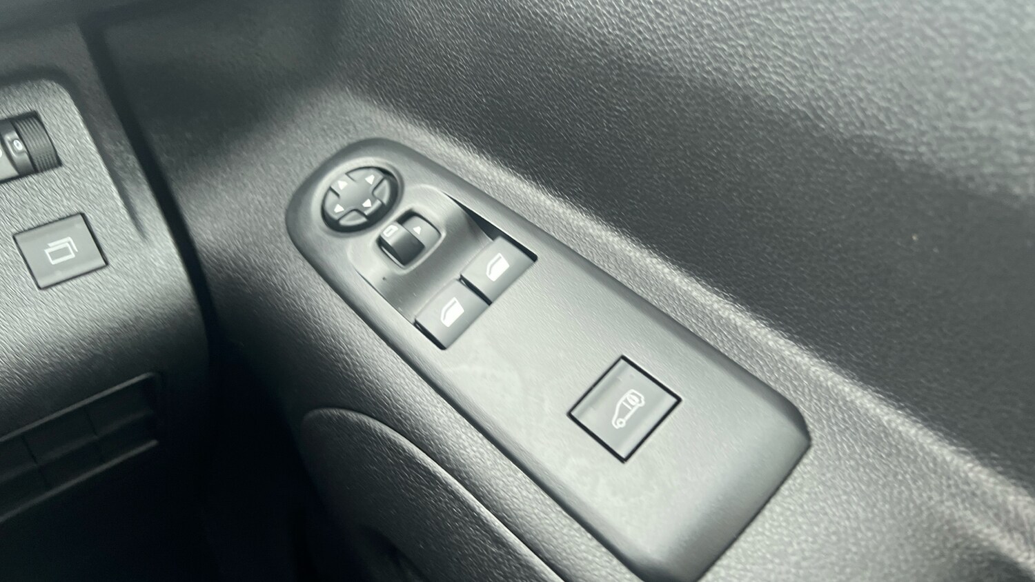 Used Peugeot Partner 2024 for sale - 77359741: Photo 22