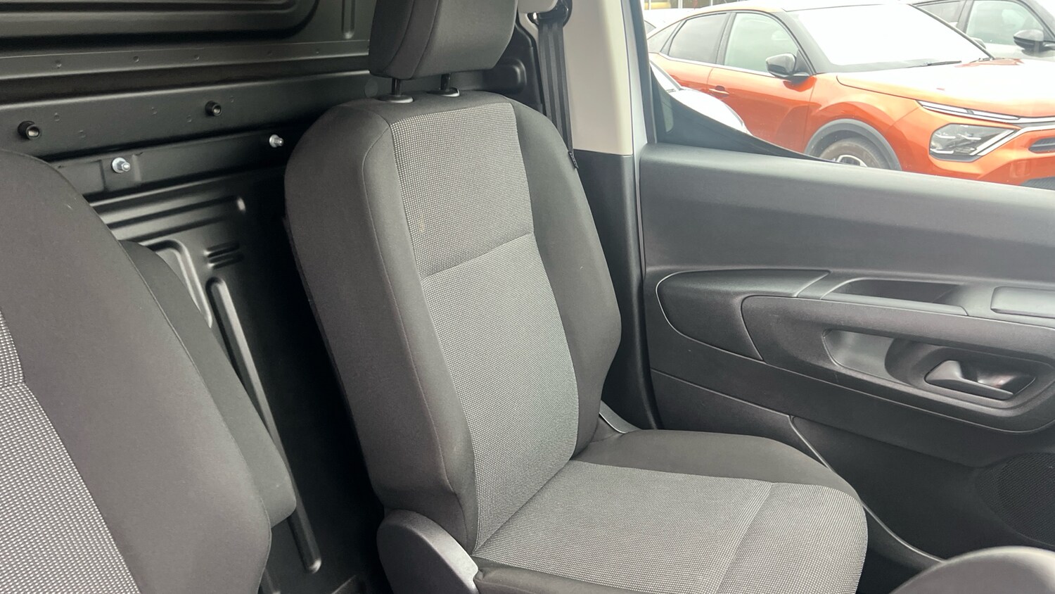 Used Peugeot Partner 2024 for sale - 77359741: Photo 25