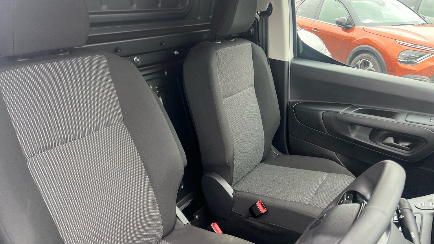 Used Peugeot Partner 2024 for sale - 77359741: Photo 33