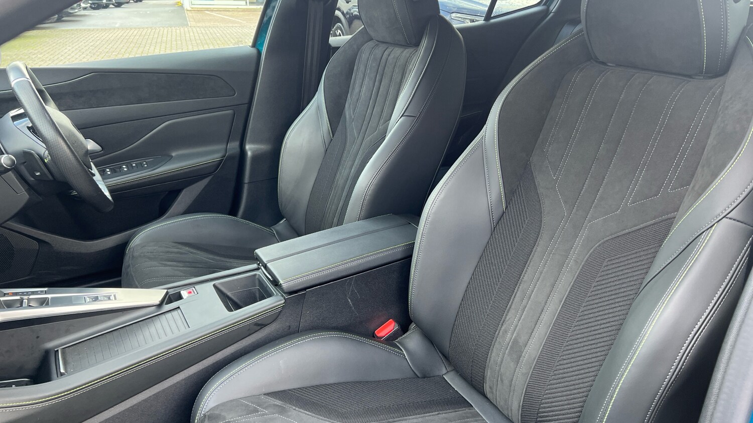 Used Peugeot 408 2024 for sale - 77204887: Photo 38