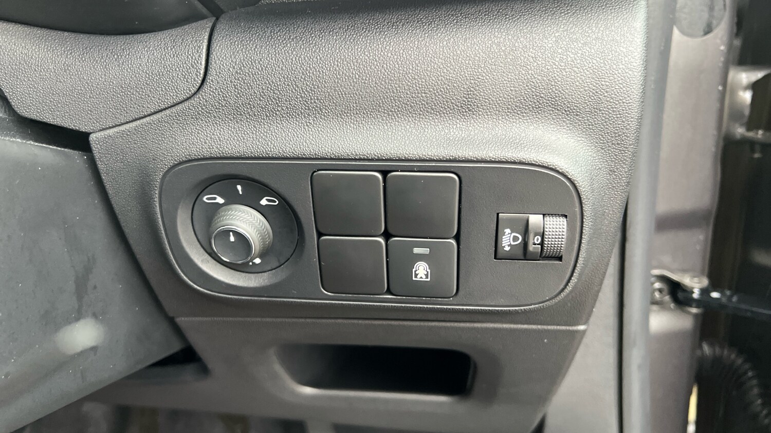 Used Citroen C3 2023 for sale - 76840367: Photo 35