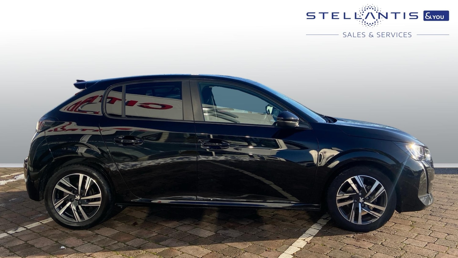 Used Peugeot 208 2023 for sale - 77121176: Photo 2