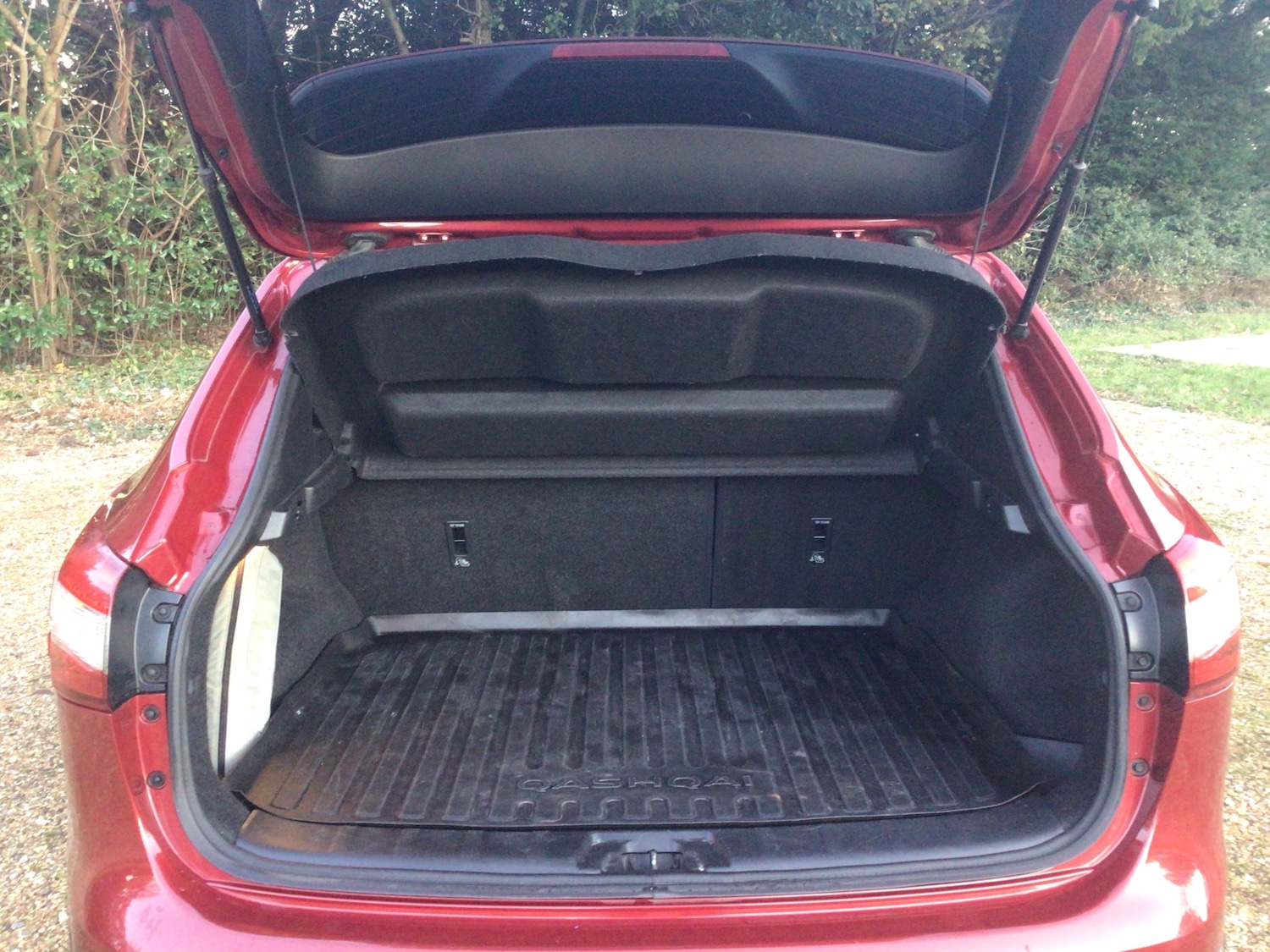 Used Nissan Qashqai 2015 for sale - 76514370: Photo 10