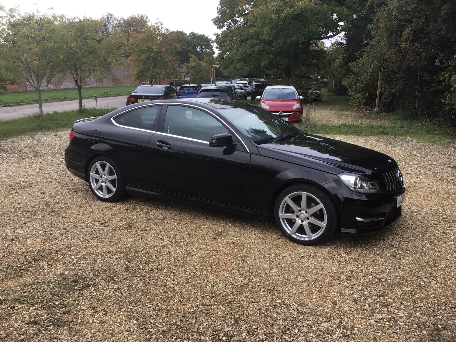 Used Mercedes-Benz C Class 2014 for sale - 76514359: Photo 2