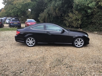 Used Mercedes-Benz C Class 2014 for sale - 76514359: Photo