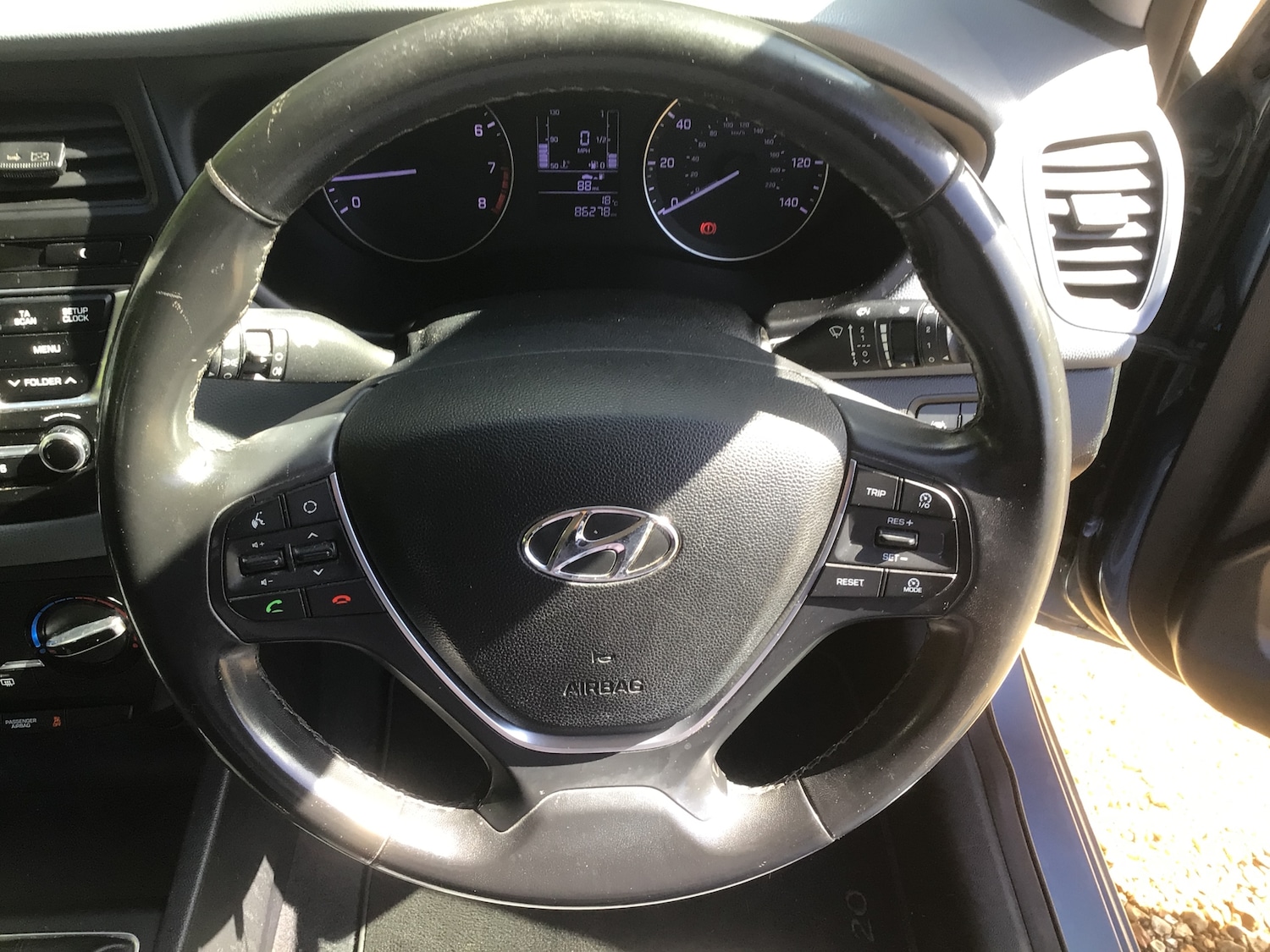 Used Hyundai i20 2016 for sale - 76514356: Photo 17