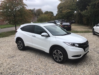 Used Honda HR-V 2015 for sale - 76514354: Photo