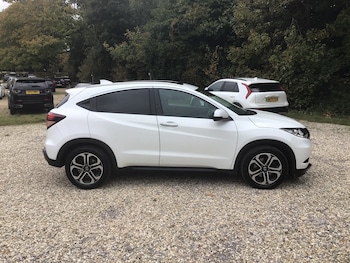 Used Honda HR-V 2015 for sale - 76514354: Photo