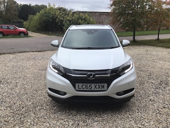 Used Honda HR-V 2015 for sale - 76514354: Photo