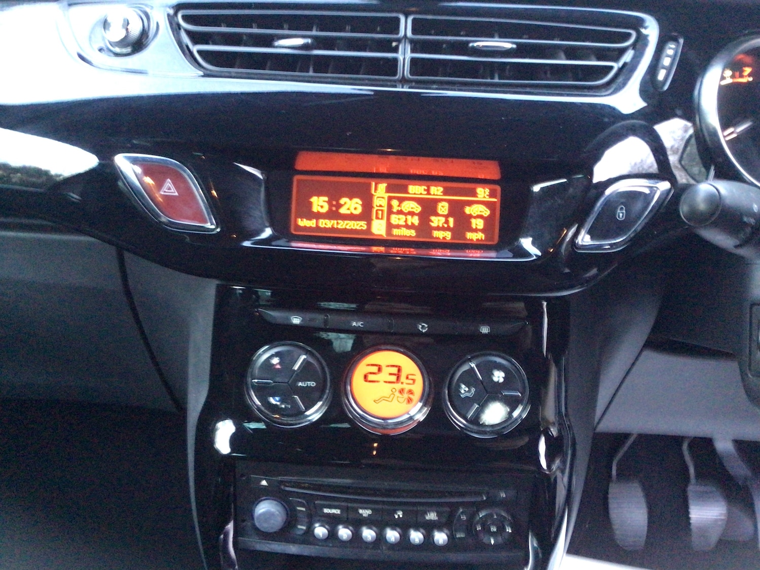 Used Citroen DS3 2013 for sale - 76798682: Photo 16