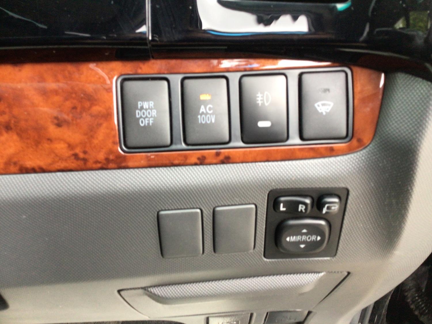 Used Toyota Estima 2024 for sale - 76514339: Photo 17