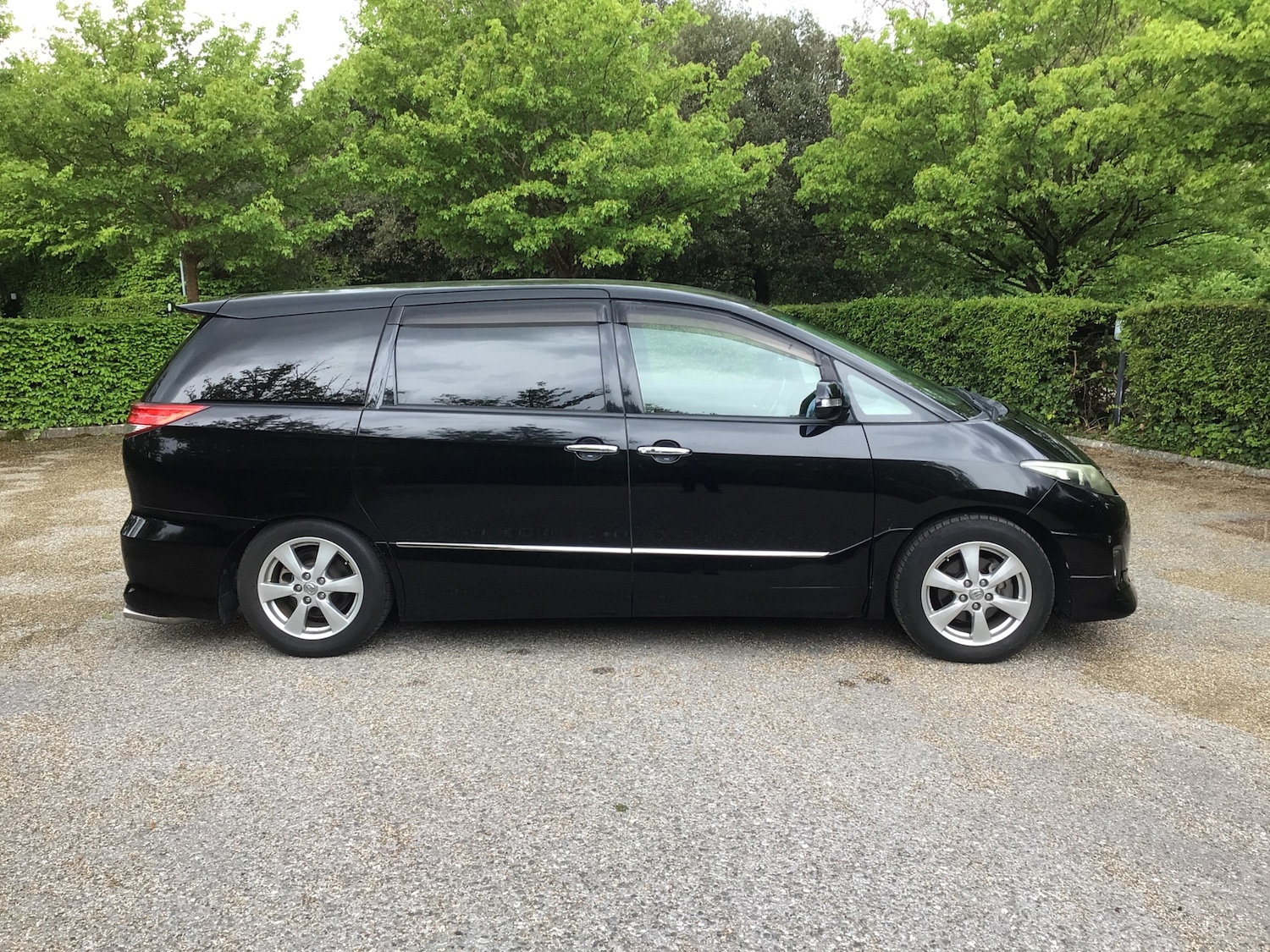 Used Toyota Estima 2024 for sale - 76514339: Photo 2