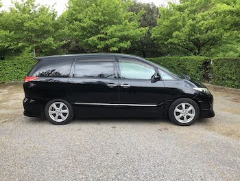 Used Toyota Estima 2010 for sale - 76514339: Photo