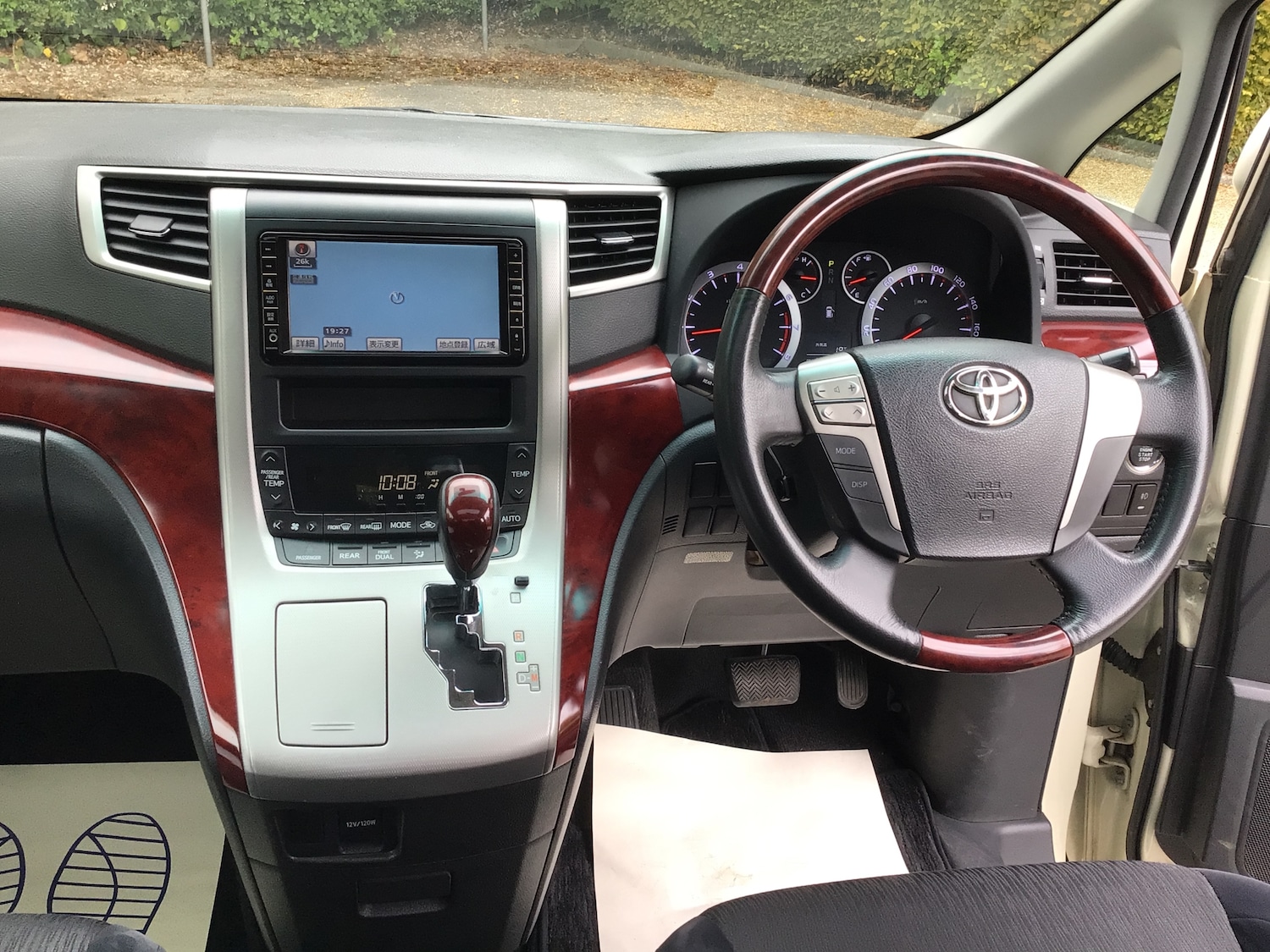 Used Toyota Alphard 2024 for sale - 76514344: Photo 20