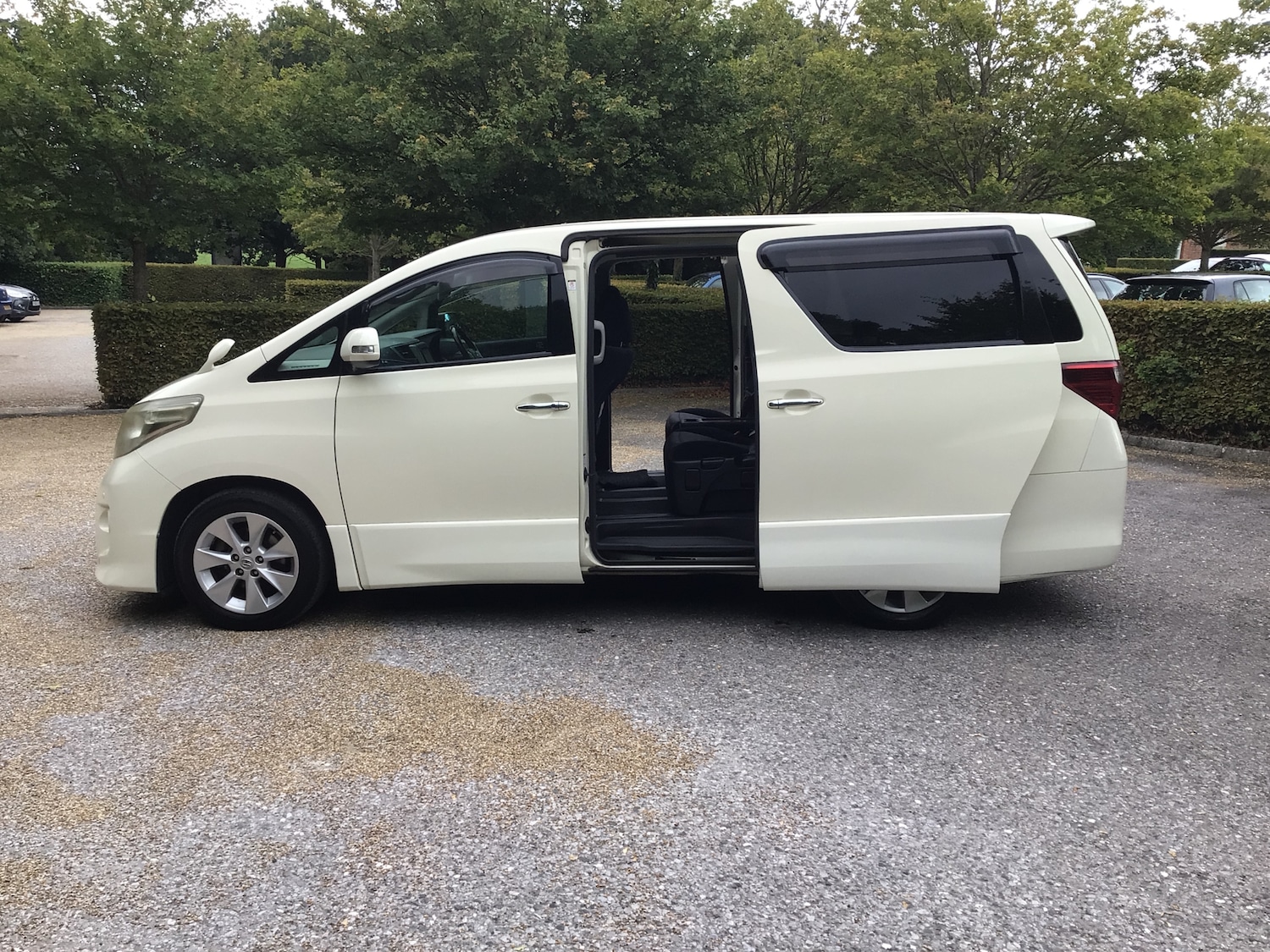 Used Toyota Alphard 2024 for sale - 76514344: Photo 23