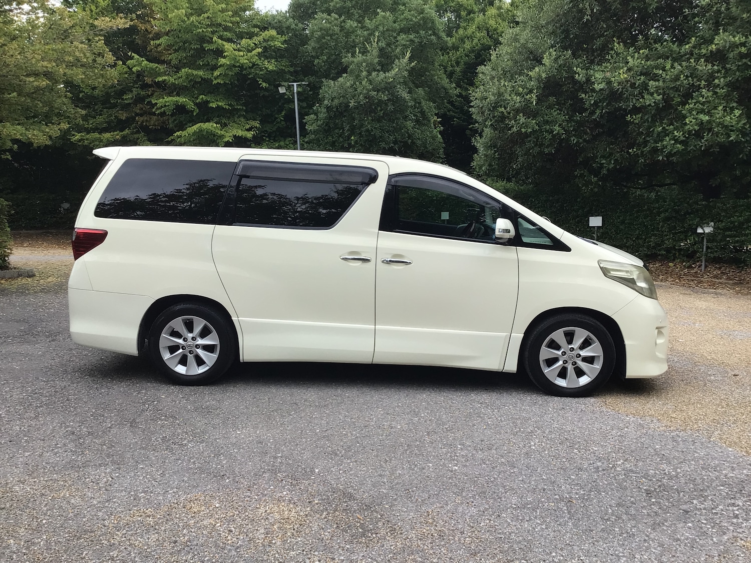 Used Toyota Alphard 2024 for sale - 76514344: Photo 3