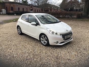 Peugeot 208 feature image