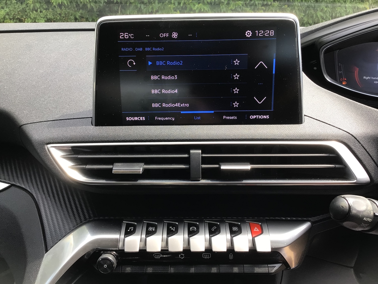 Used Peugeot 3008 2018 for sale - 76514348: Photo 14